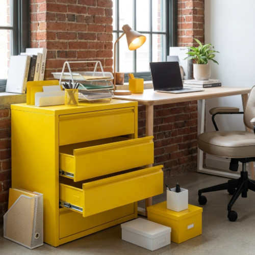 שידה 4 מגירות - צבע צהוב