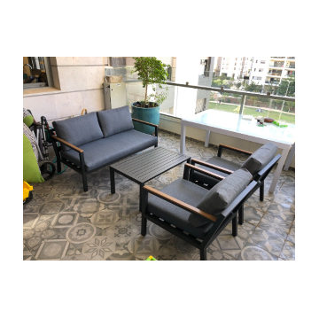 פינת ישיבה למרפסת מאלומיניום דגם PRAGUE אפור כהה מבית H.KLEIN