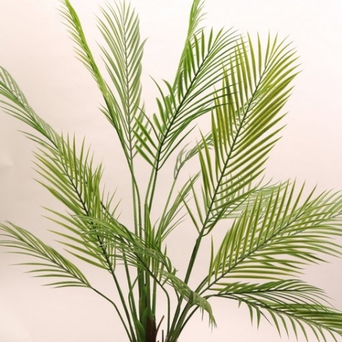 דקל קנציה פלסטי  גובה 1.30 מטר.