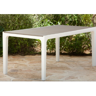 שולחן הרמוני מפלסטיק תוצרת כתר פלסטיק